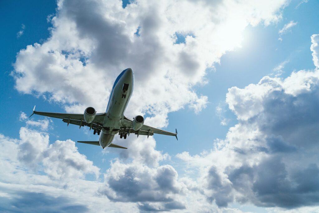 青空と飛行機